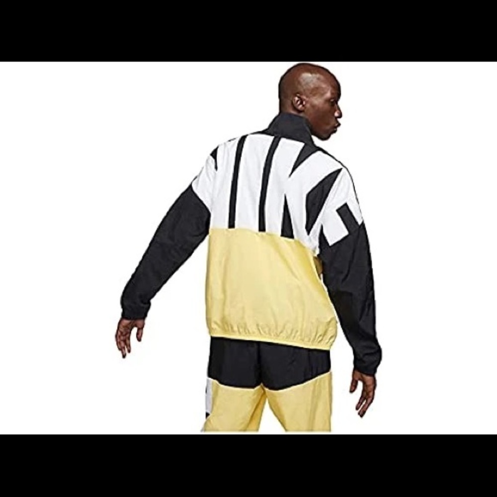 Nike windbreaker jacket